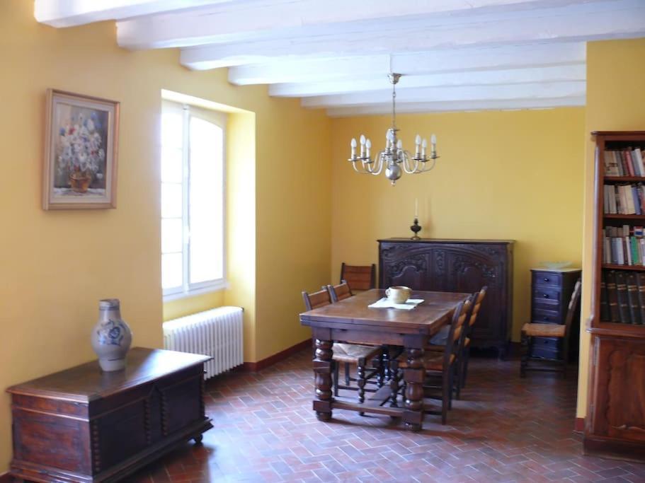Grande Maison Quercynoise Avec Piscine Figeac Exterior foto